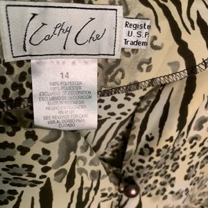 Kathryn Che blouse/ top